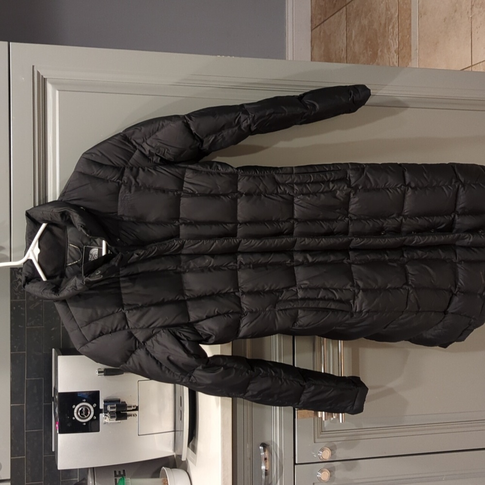 Women's Down filled North Face coat